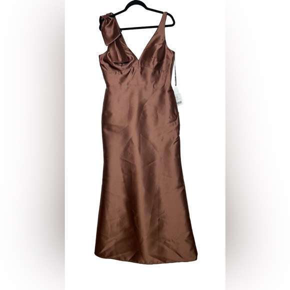 NWT Alfred Sung Deep V-Back Satin Trumpet Dress, One-Shoulder Bow in Cognac, 12R - Picture 4 of 16